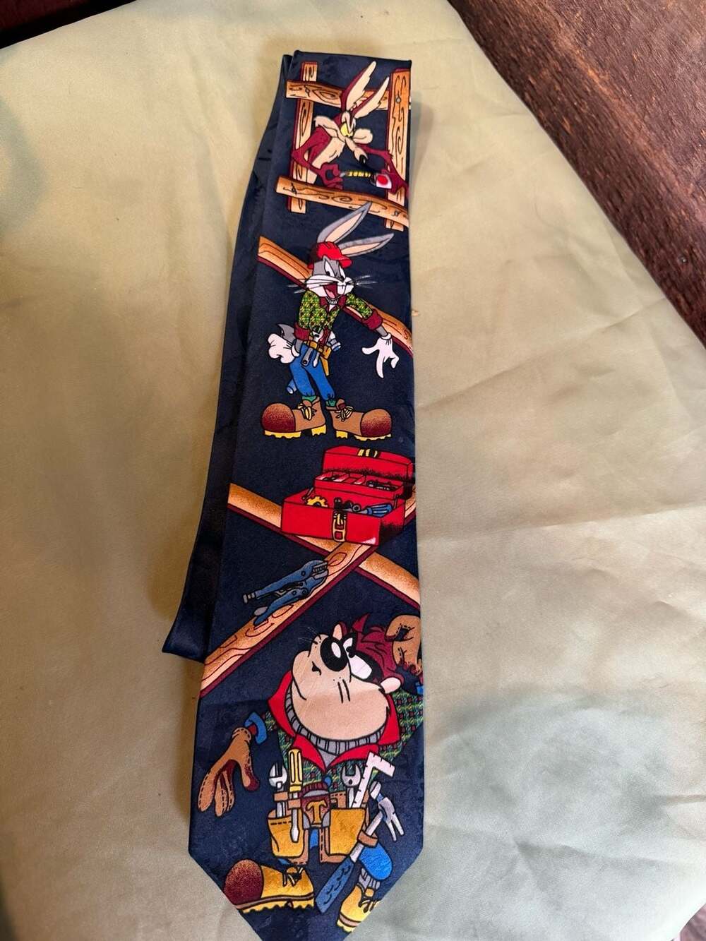 Vintage 1996 Looney Tunes Mania Construction Theme Necktie
